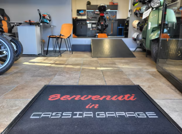 Cassia Garage 1194